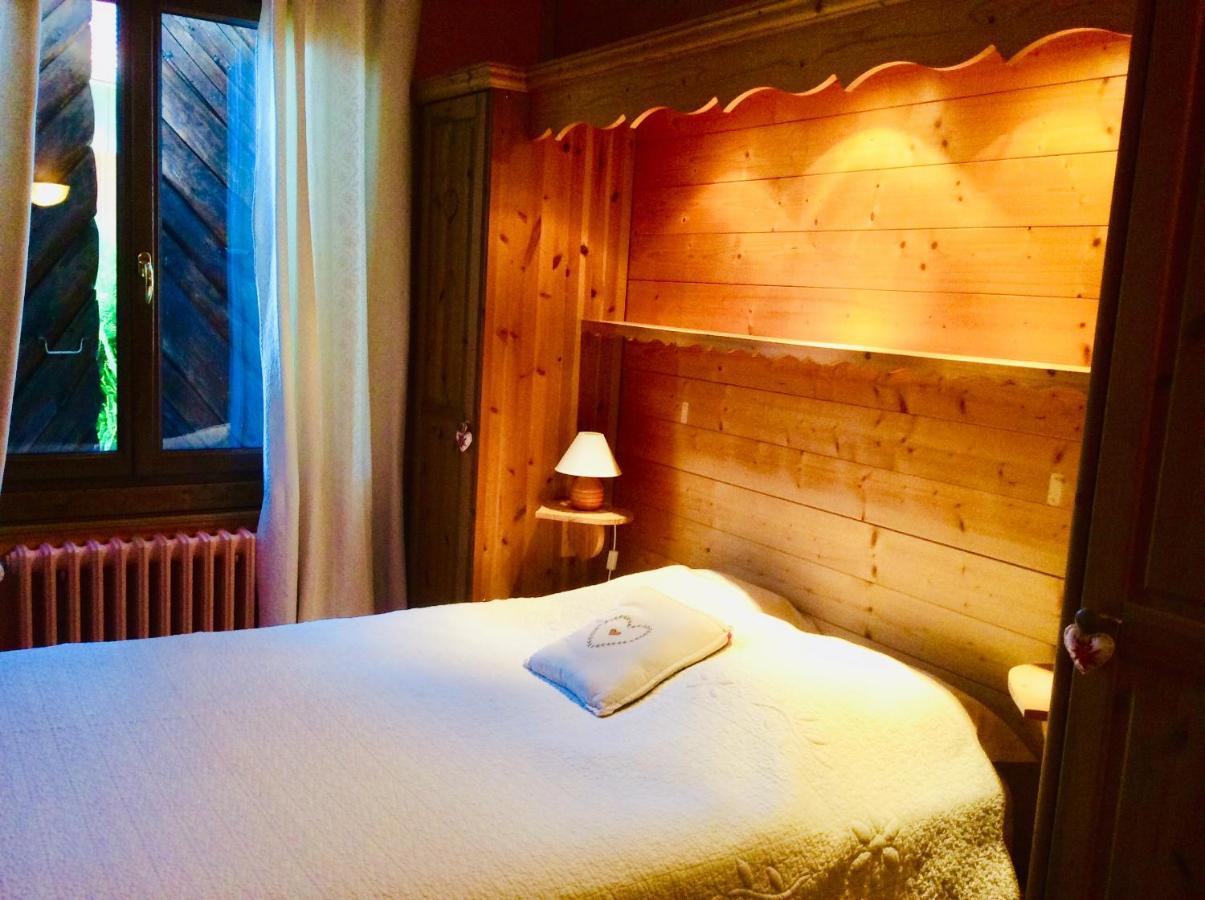 Bed and Breakfast Au Refuge De Blanche Seythenex Esterno foto